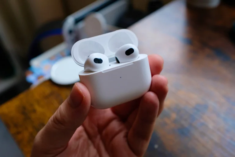How to Clean Your AirPods Case: A Comprehensive Guide